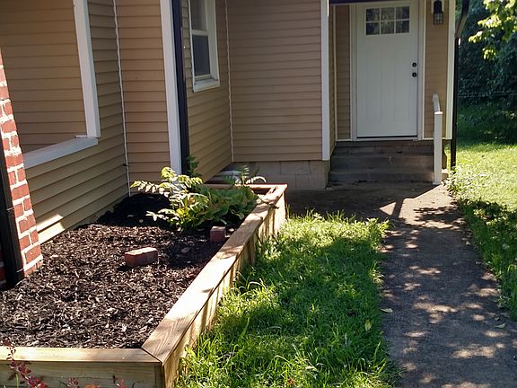 2nd image of 400 SE 2nd St