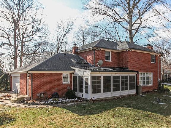 3rd image of 10954 Wonderland Dr