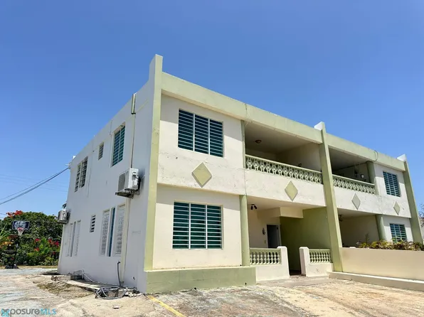 150 Calle Dl #B, Dorado, PR 00646
