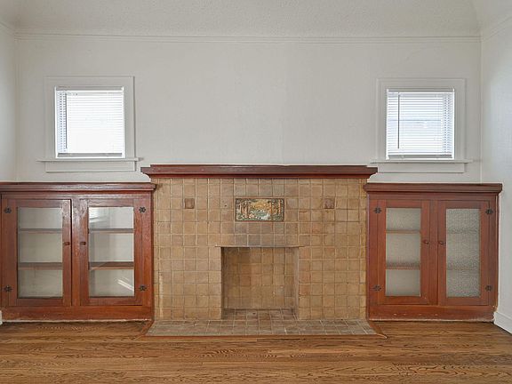 4th image of 1805 NW 29th St