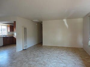 2nd image of 4145 Meade St