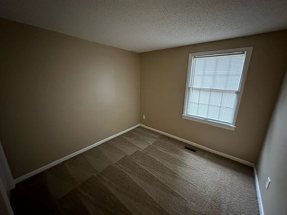 4th image of 5514 D Richland St #D