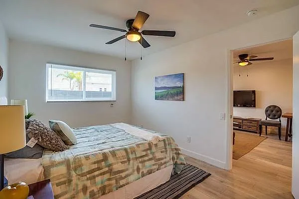 1722 N Avalon Blvd — Photo 7