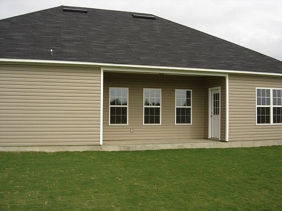 2nd image of 3457 Greenhill Dr