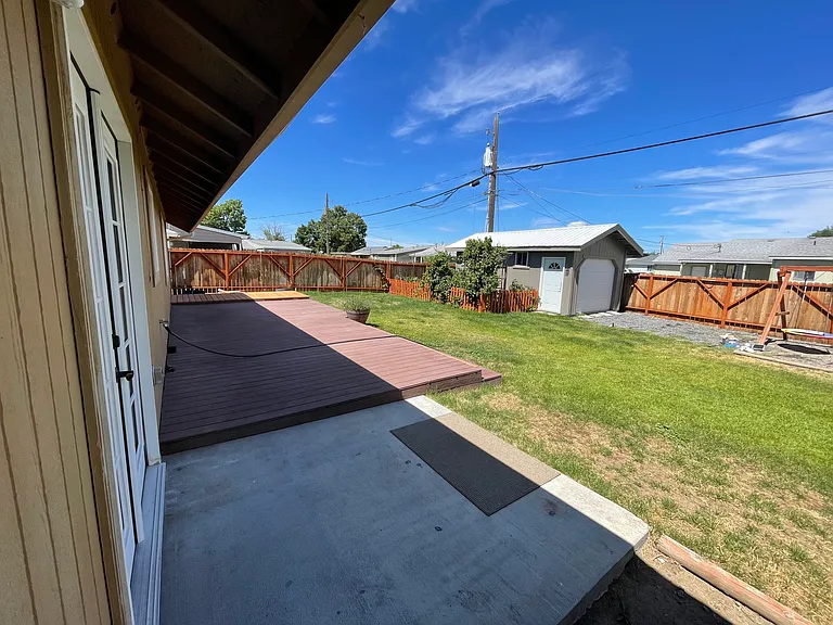 1324 Shaw St — Photo 19