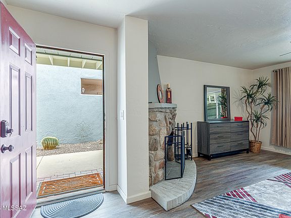 4th image of 1348 W Placita Oro