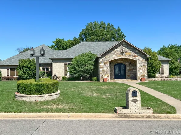 1800 E Woodland Cir, Muskogee, OK 74403