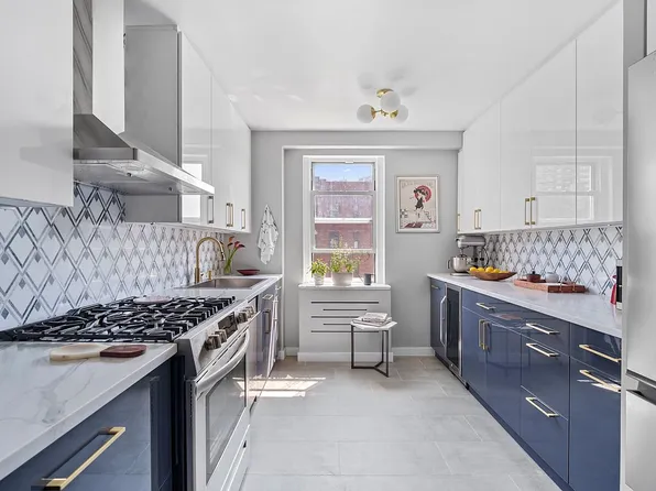 3215 Avenue N #C, Brooklyn, NY 11210