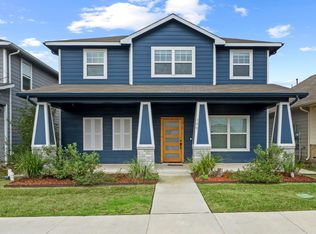 300 Eagle Lake Dr, Hutto, TX 78634