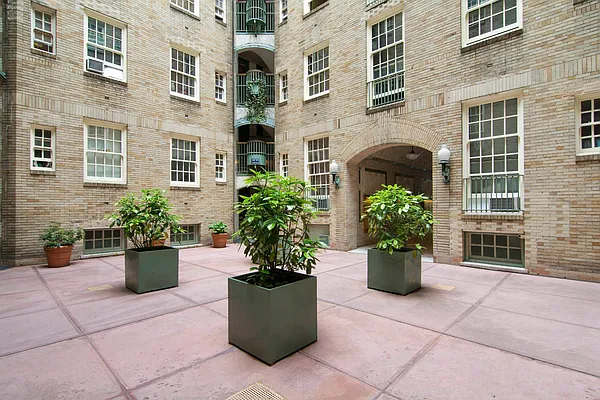 Sold by Keller Williams NYC | media 5