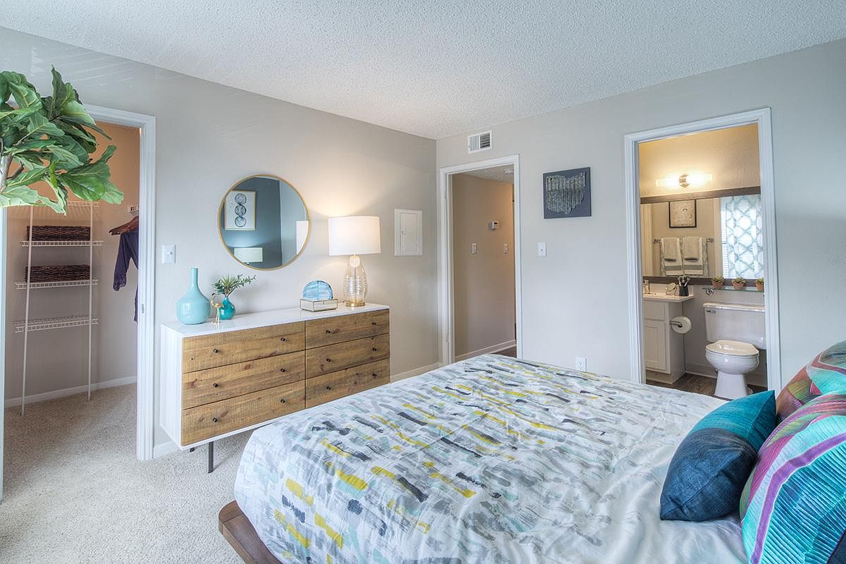 1975 Merganser Run Dr, Columbus, OH 43215 Zillow