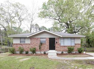 9521 Woodford Dr, Little Rock, AR 72209