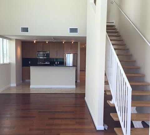 5th image of 7939 East Dr #9