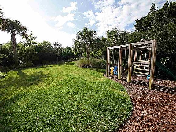 5th image of 208 N Forest Dune Dr