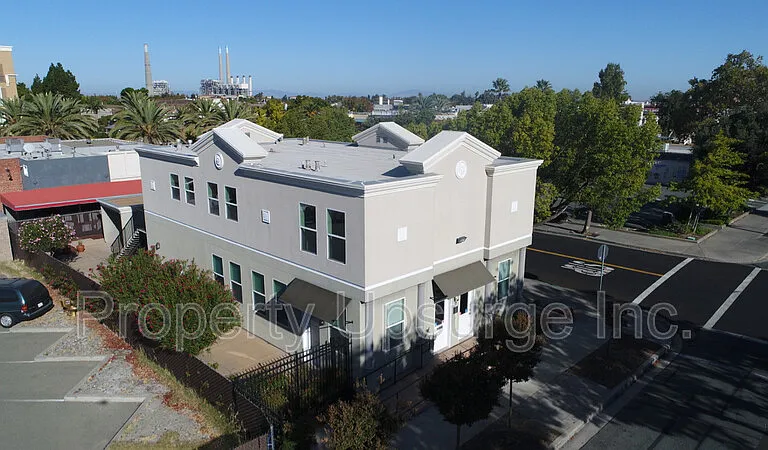 140 N 6th St — Photo 6