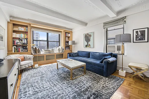 Rented by Compass | media 9