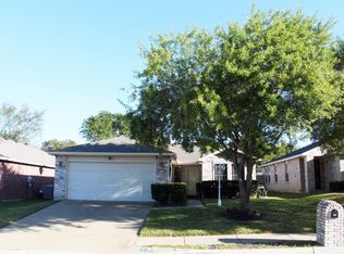 130 Idlewyld Dr, Mesquite, TX 75149