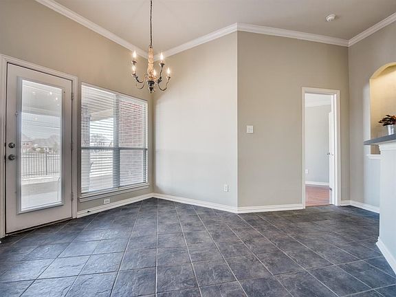 5th image of 1308 Somerset Dr