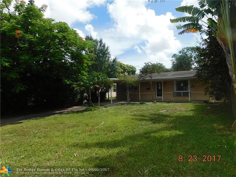 1st image of 1526 SW 10th Ave