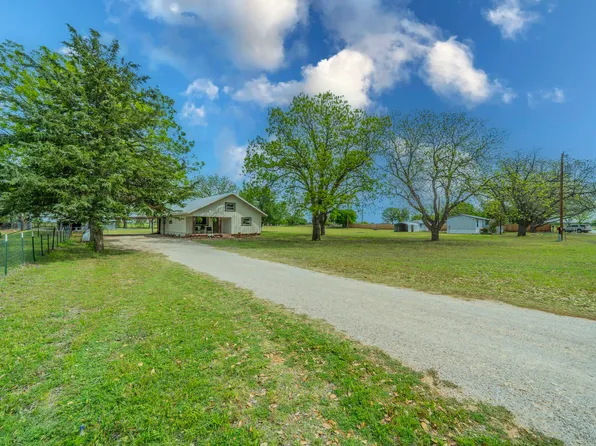 275 Belknap Cir, Newcastle, TX 76372