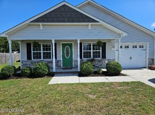 164 Rosemary Ave, Hubert, NC 28539