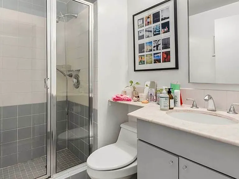 43 W 61st St #10F — Photo 8