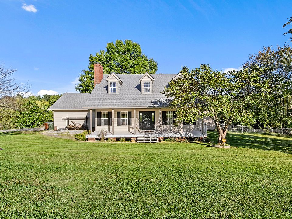 1st image of 214 Cawood Ct