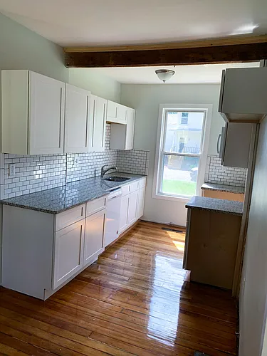 4 Linden Ave #A Photo 1