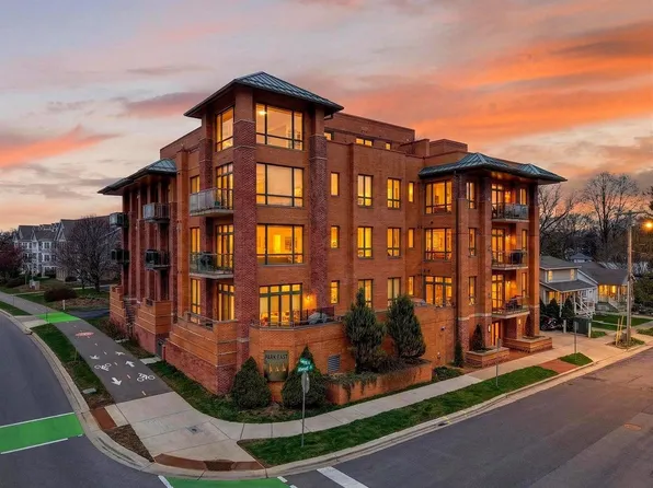 3502 Dennett Dr APT 401, Madison, WI 53714