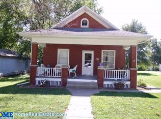 202 Pine St, Pleasant Dale, NE 68423