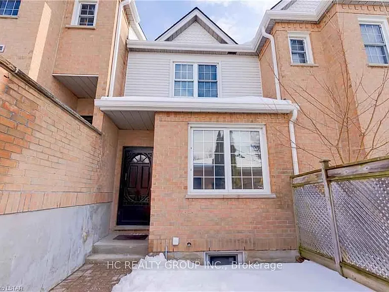 1570 Richmond St #27 — Photo 1