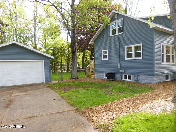 2nd image of 16159 Mercury Dr