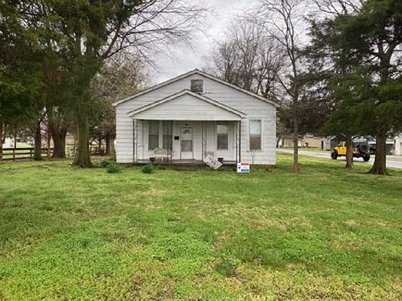 4th image of 334 Foster St