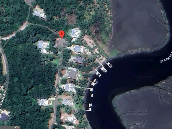 100 Tattnal Ln, Saint Marys, GA 31558