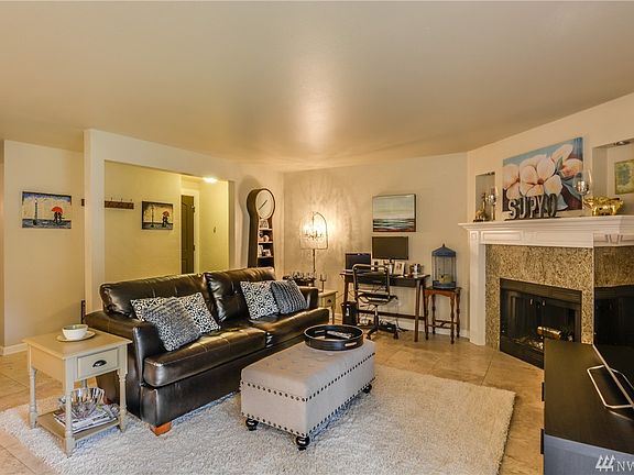 4th image of 14715 SE 24th St APT 101