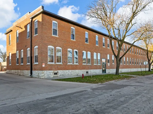 Ellis Urban Lofts, 605 G Ave NW #112, Cedar Rapids, IA 52405