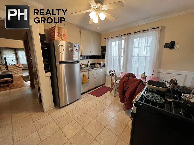 385 Arlington St #1 — Photo 13
