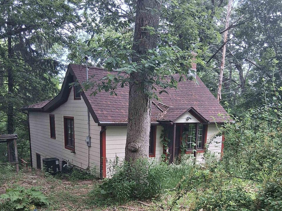 1st image of w8846 Hickory Drive