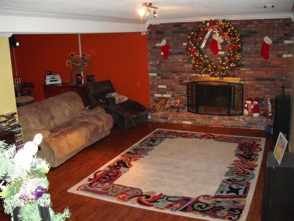 2nd image of 949 Brantley Dr