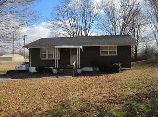604 Clem Haskins Blvd, Campbellsville, KY 42718