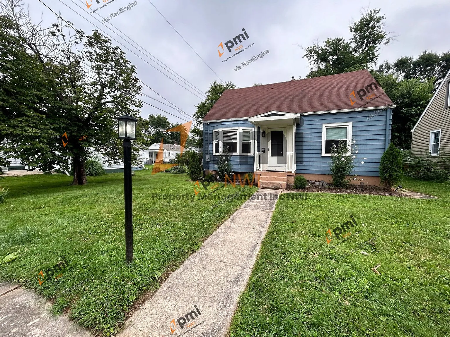 4 bed, 1.0 bath, 1275 sqft, $2,100 — Photo 2