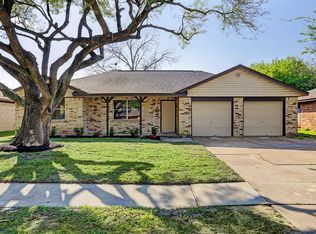 509 Valley Brook Dr, La Porte, TX 77571