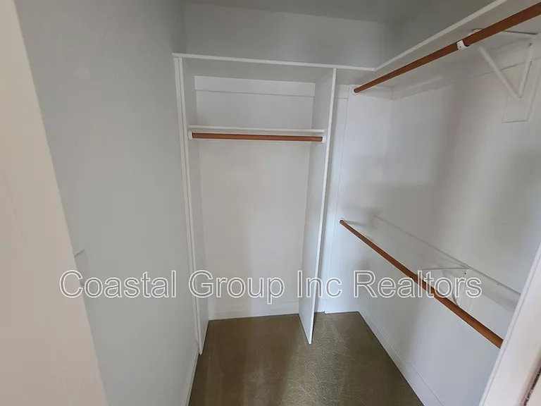 2309 Wake Forest St — Photo 14