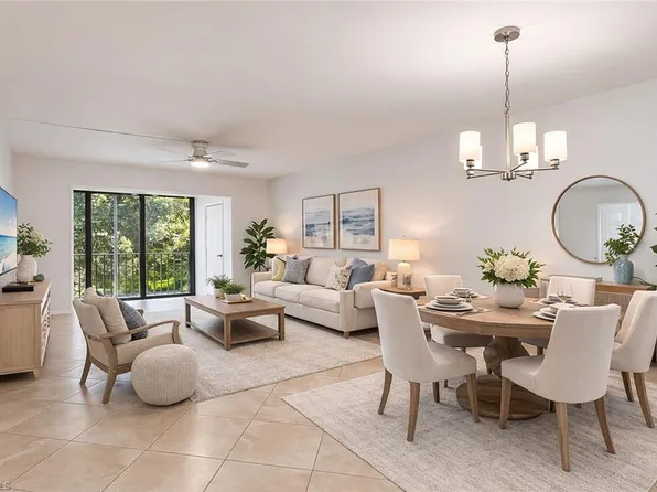 1001 FOXFIRE LN #204, NAPLES, FL 34104