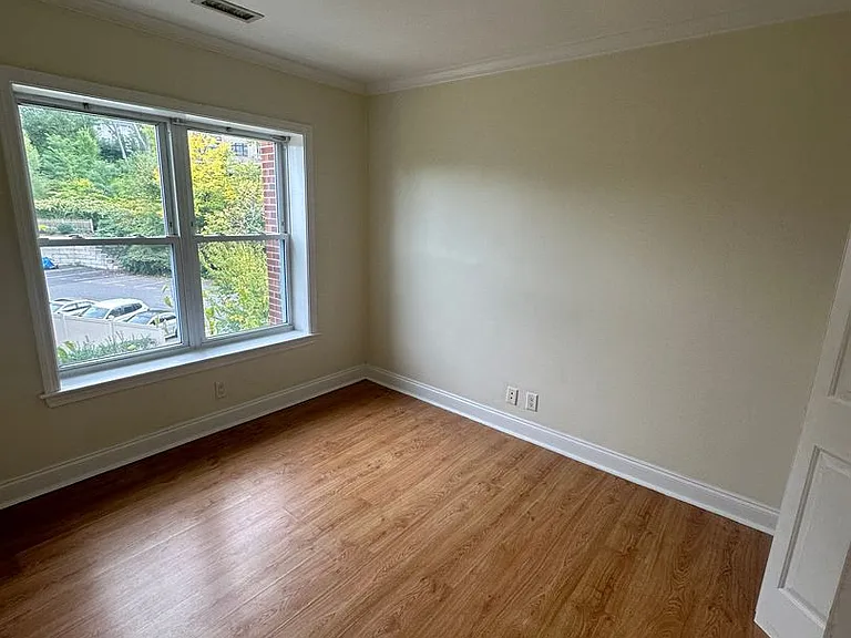 140B Newton St #A5 — Photo 13