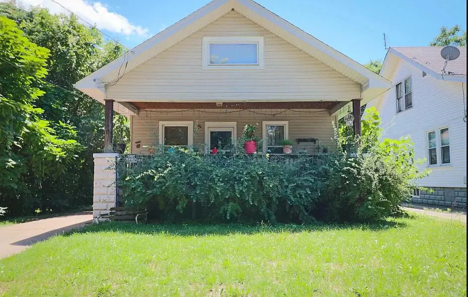 1100 W Nowland Ave photo 1