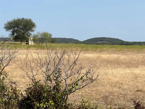 8 County Road 154 E, Gatesville, TX 76528
