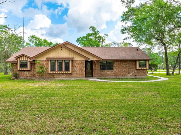 19 Mockingbird Ln, Dayton, TX 77535