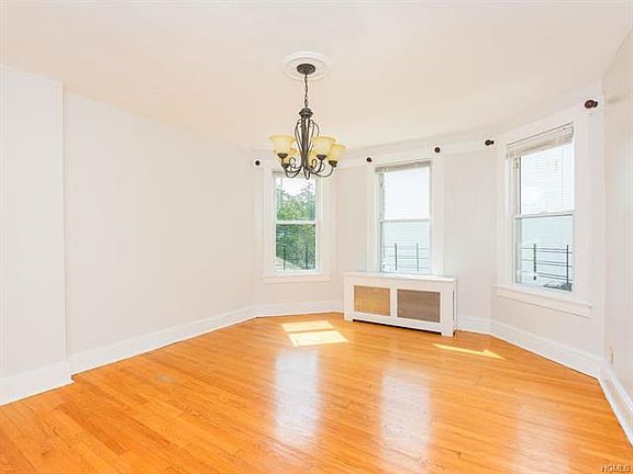 3rd image of 58 N Serven St