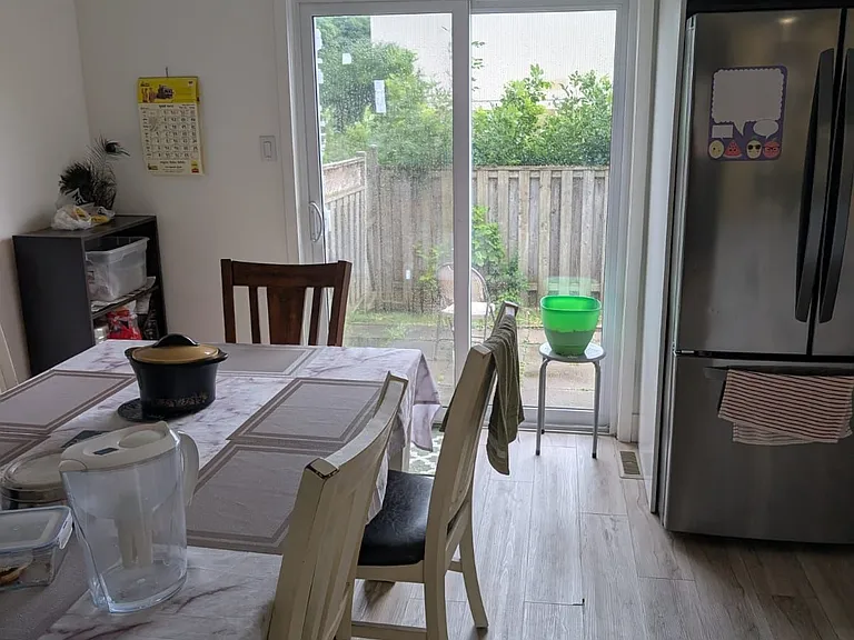 25 Erica Cres #28 — Photo 10